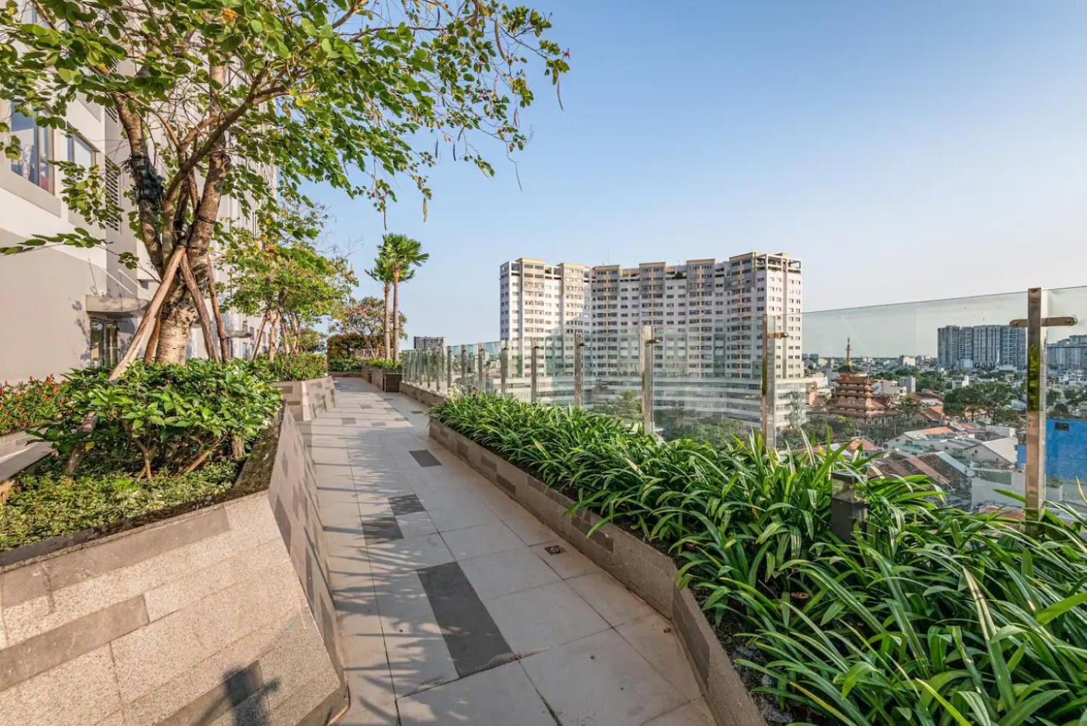 The Rivergate Apartments & Condo Saigon Хошимин Екстериор снимка